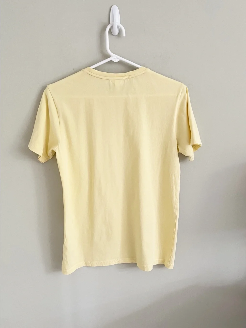 Lacoste alligator 🐊 logo lemon 🍋 yellow t shirt sz 16